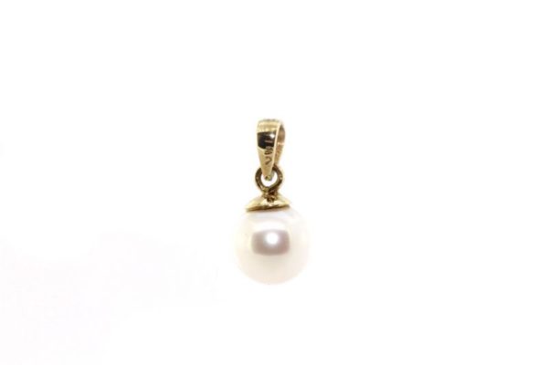 Pearl Gold Pendant - Le Vount Jewelry