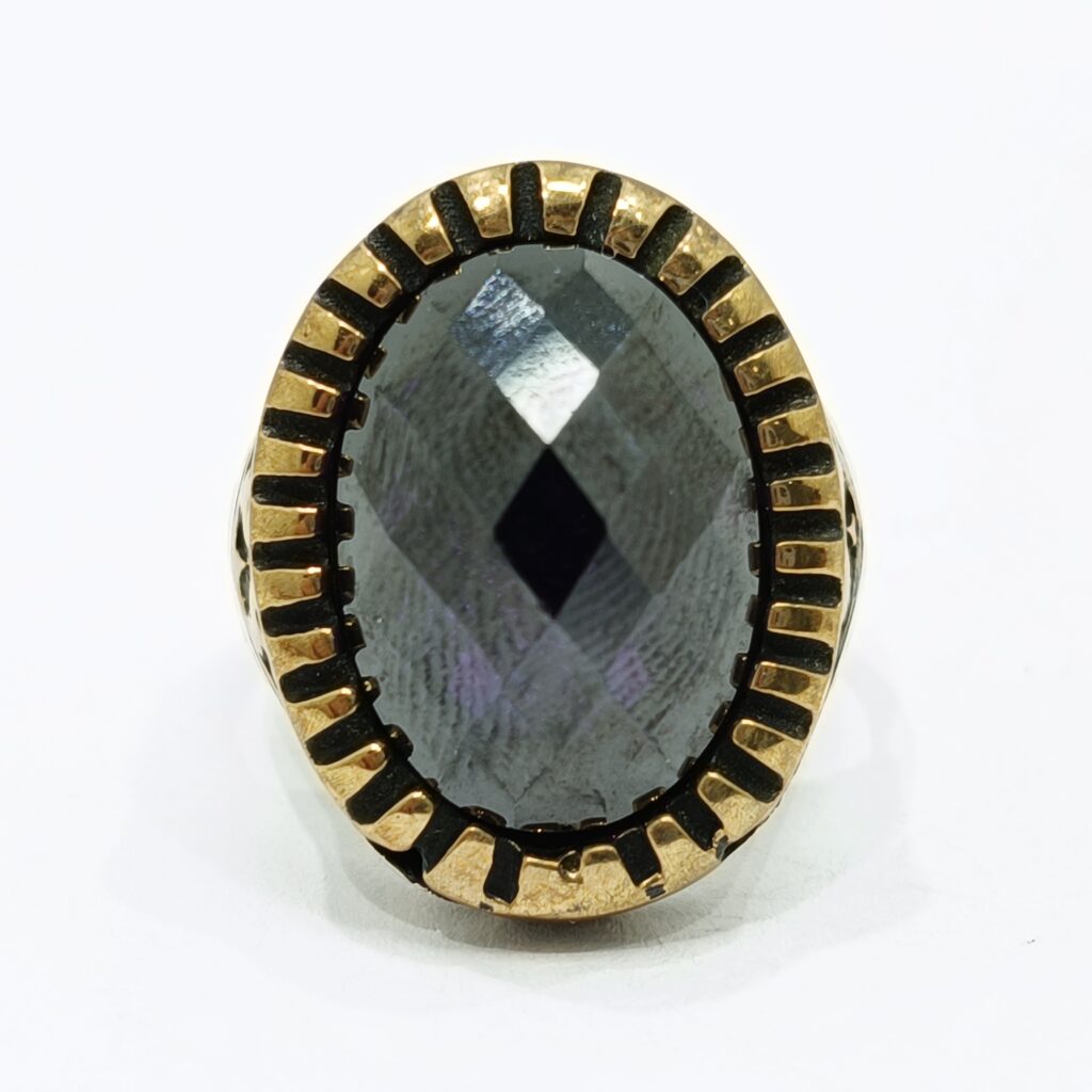 Silver Ring With Amethyst Semiprecious Stone | Le Vount Jewelry